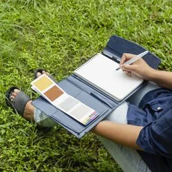 A5 Travel Paint Kit from Viviva