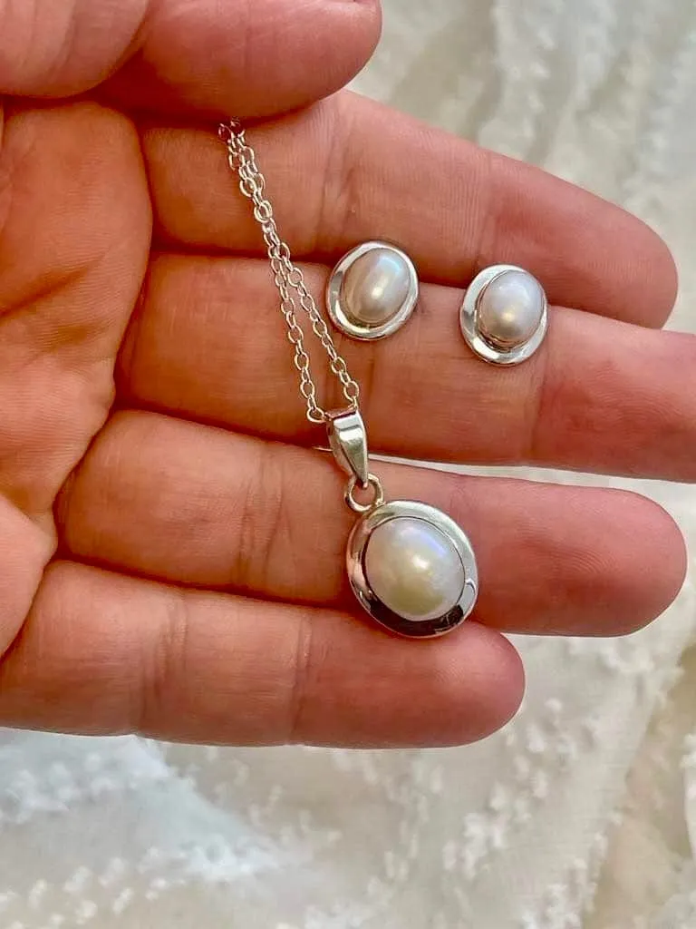 Classic Pearl Duo