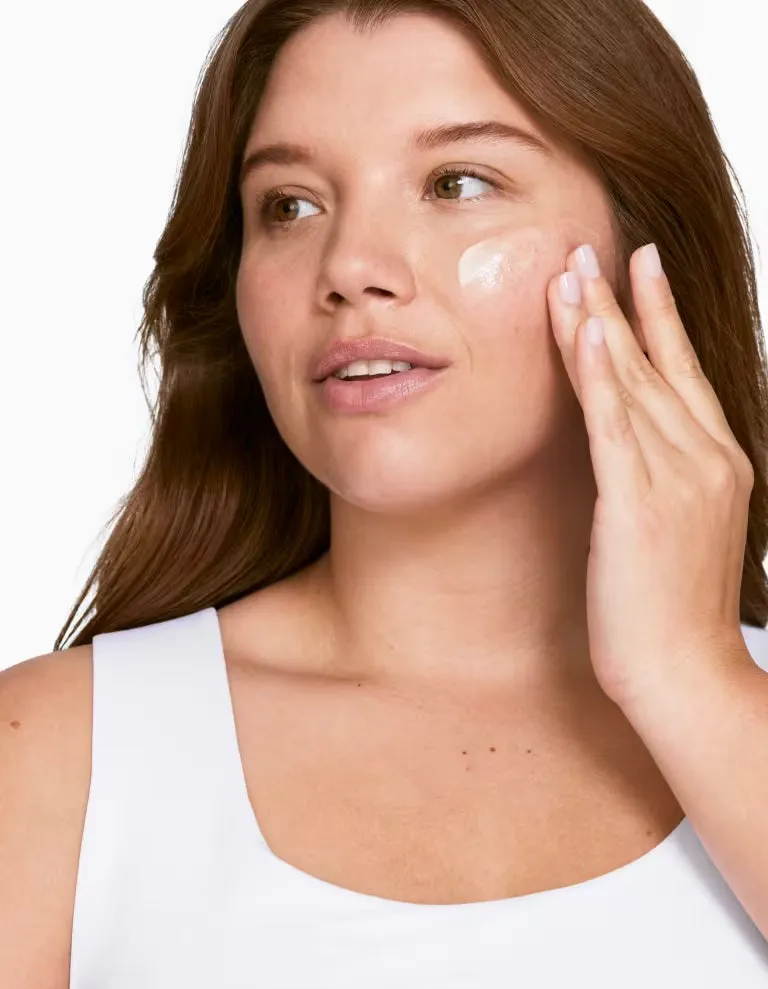 CLINIQUE gift بكج مفضلات كلينيك الاعلى مبيعاً