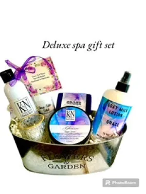 Deluxe  Basket, 3.5 pounds