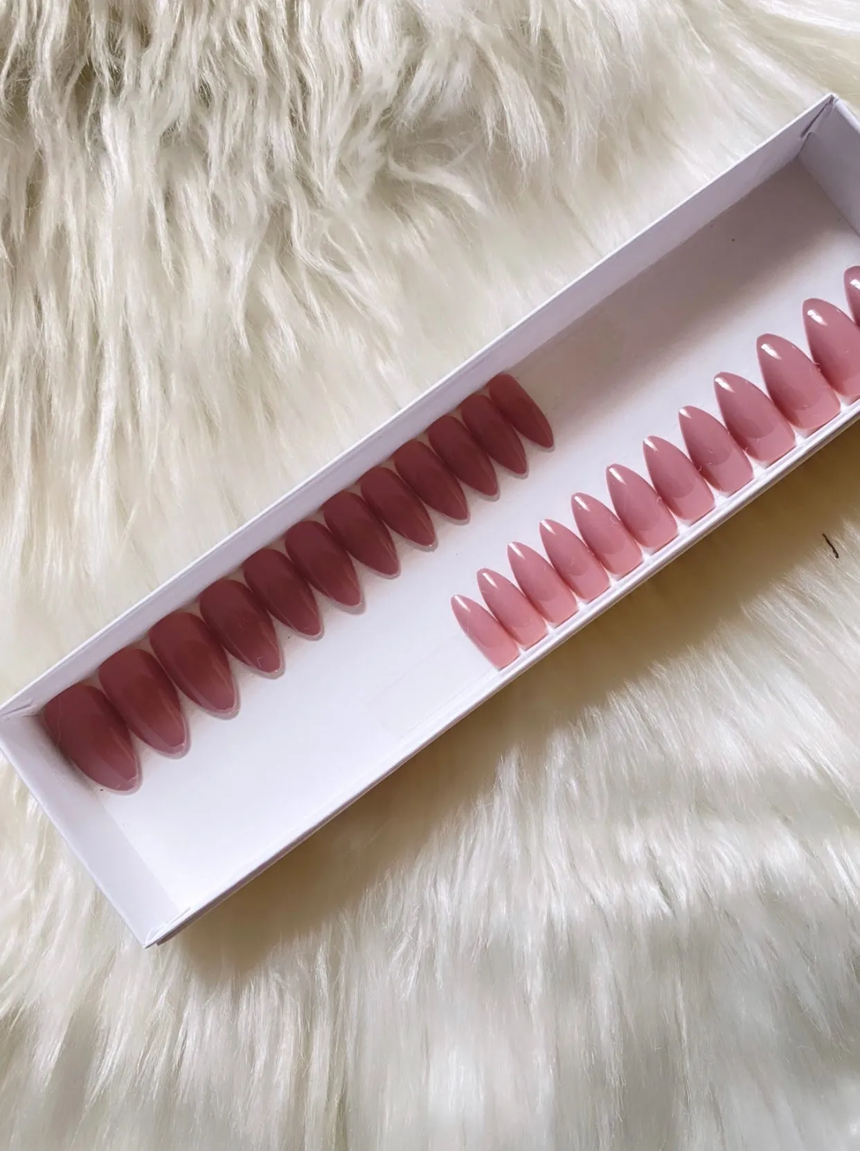 Fall for the Shade: The Perfect Length - Stiletto | CHIP RESISTANT | 24 NAILS PRESS-ON SET