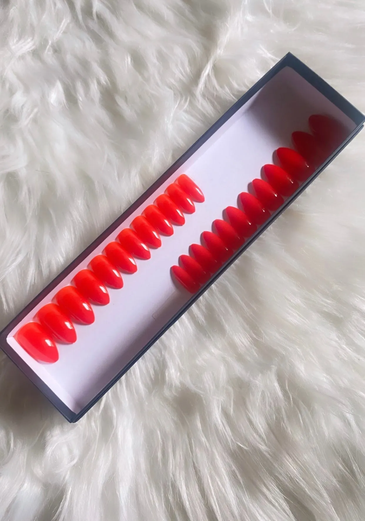 Fall for the Shade: The Perfect Length - Stiletto | CHIP RESISTANT | 24 NAILS PRESS-ON SET