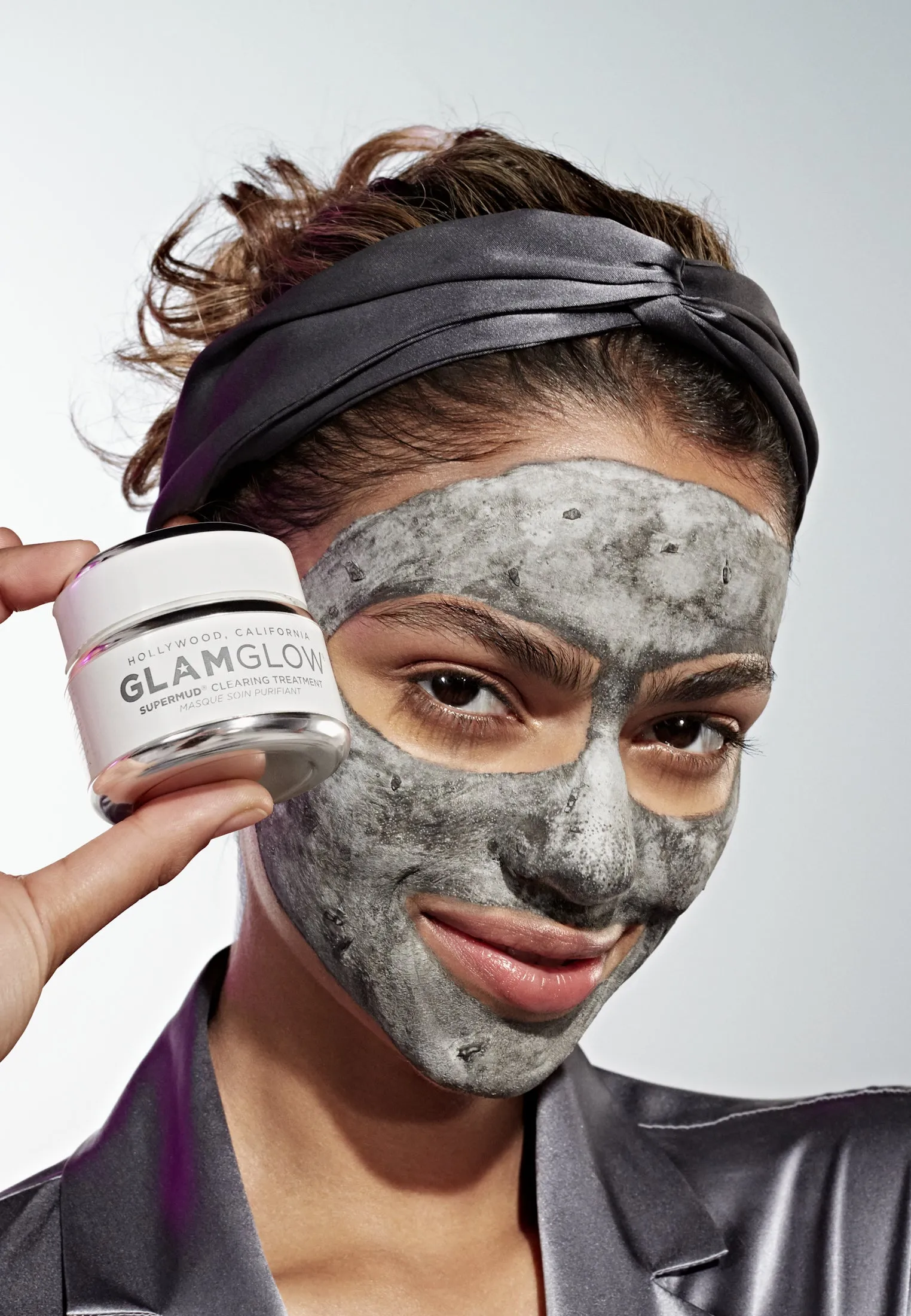 GLAMGLOW The Pore Squad بكج العناية بالبشرة المتكامل من كلام كلو