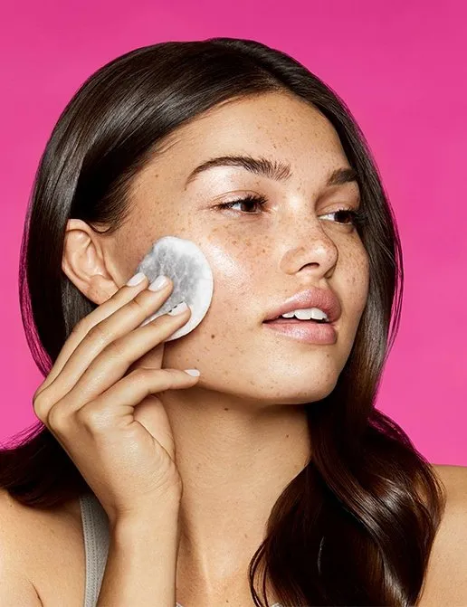 GLAMGLOW The Pore Squad بكج العناية بالبشرة المتكامل من كلام كلو