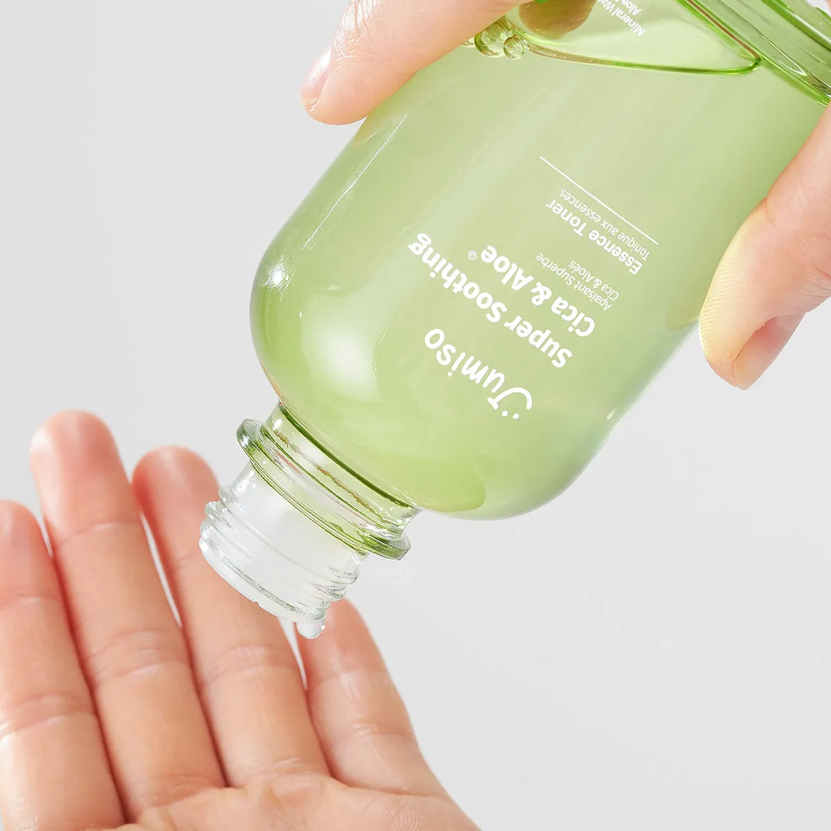 Jumiso - Super Soothing Cica & Aloe Essence Toner - Süper Rahatlatıcı Ultra Nemlendirici Tonik 125ml