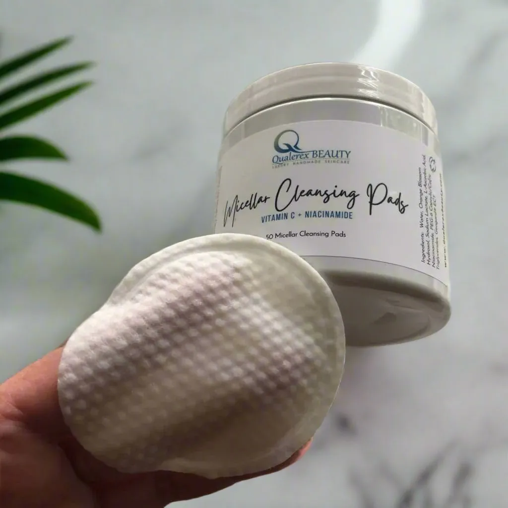 Micellar Cleansing Pads with Vitamin C & Niacinamide • Convenient Presoaked Finger Pocket Pads