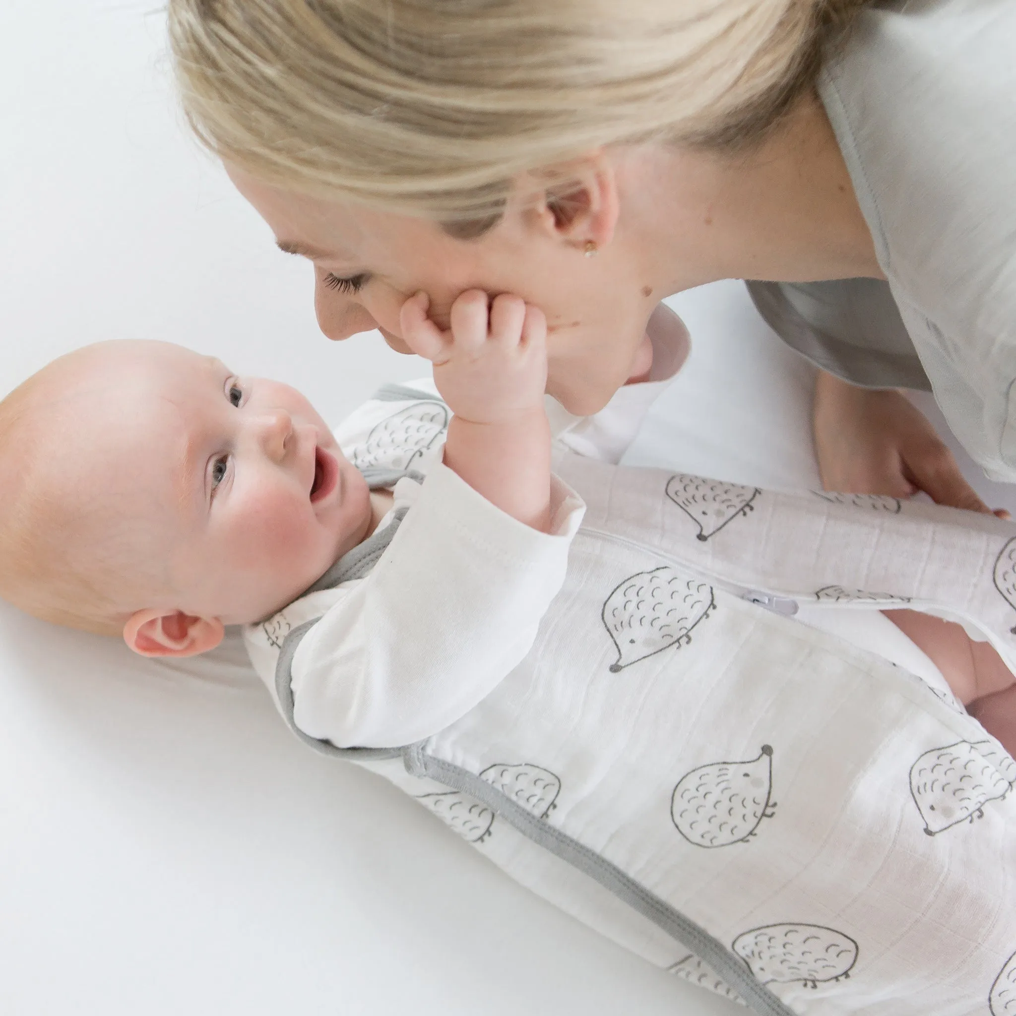 Muslin Non-Weighted zzZipMe Sack Set - Hedgehogs   Tiny Arrows, Black