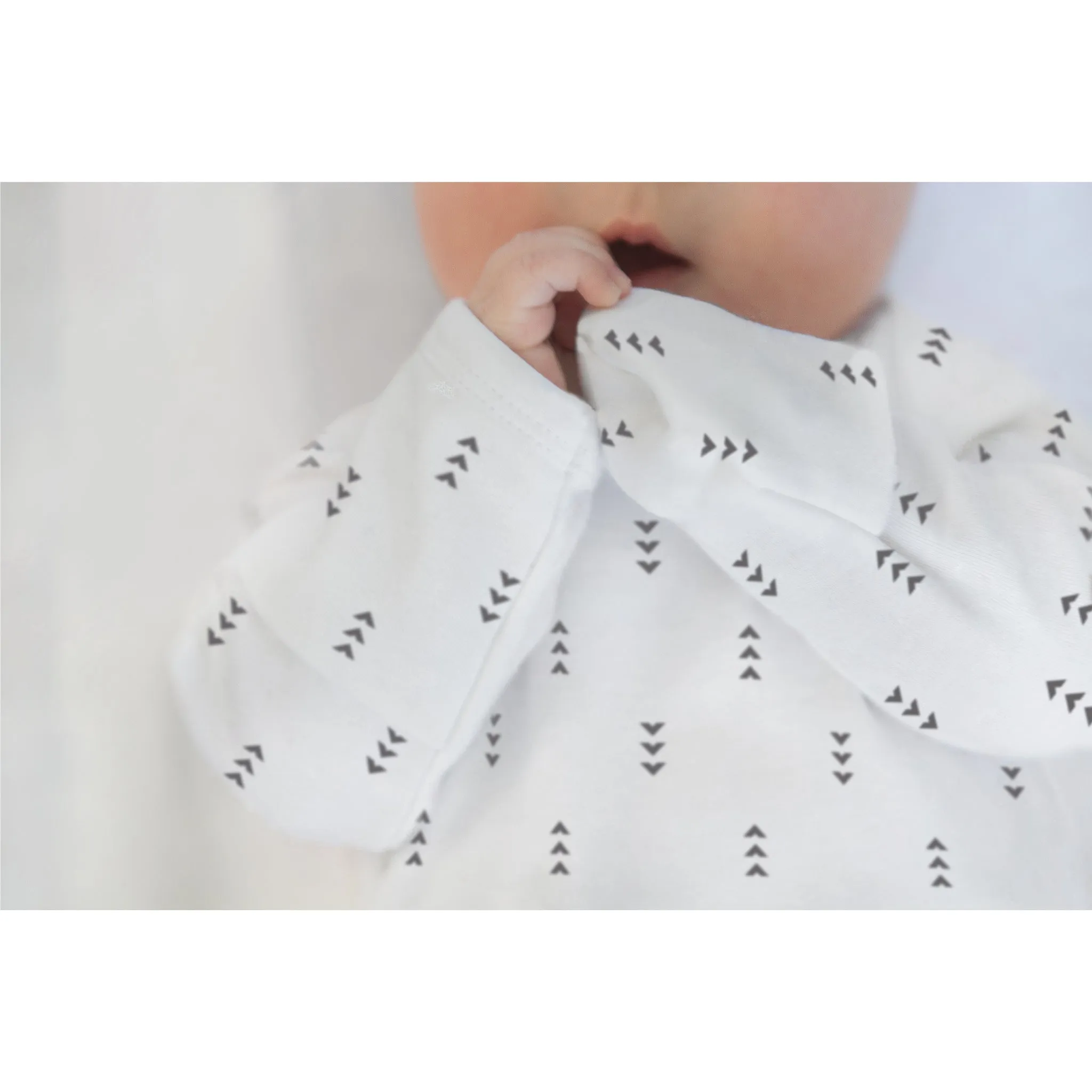 Muslin Non-Weighted zzZipMe Sack Set - Hedgehogs   Tiny Arrows, Black