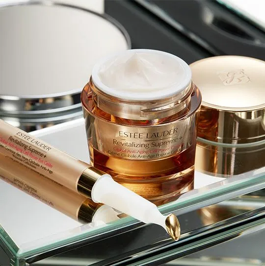 Revitalizing Supreme   Global AntI-Aging Cream