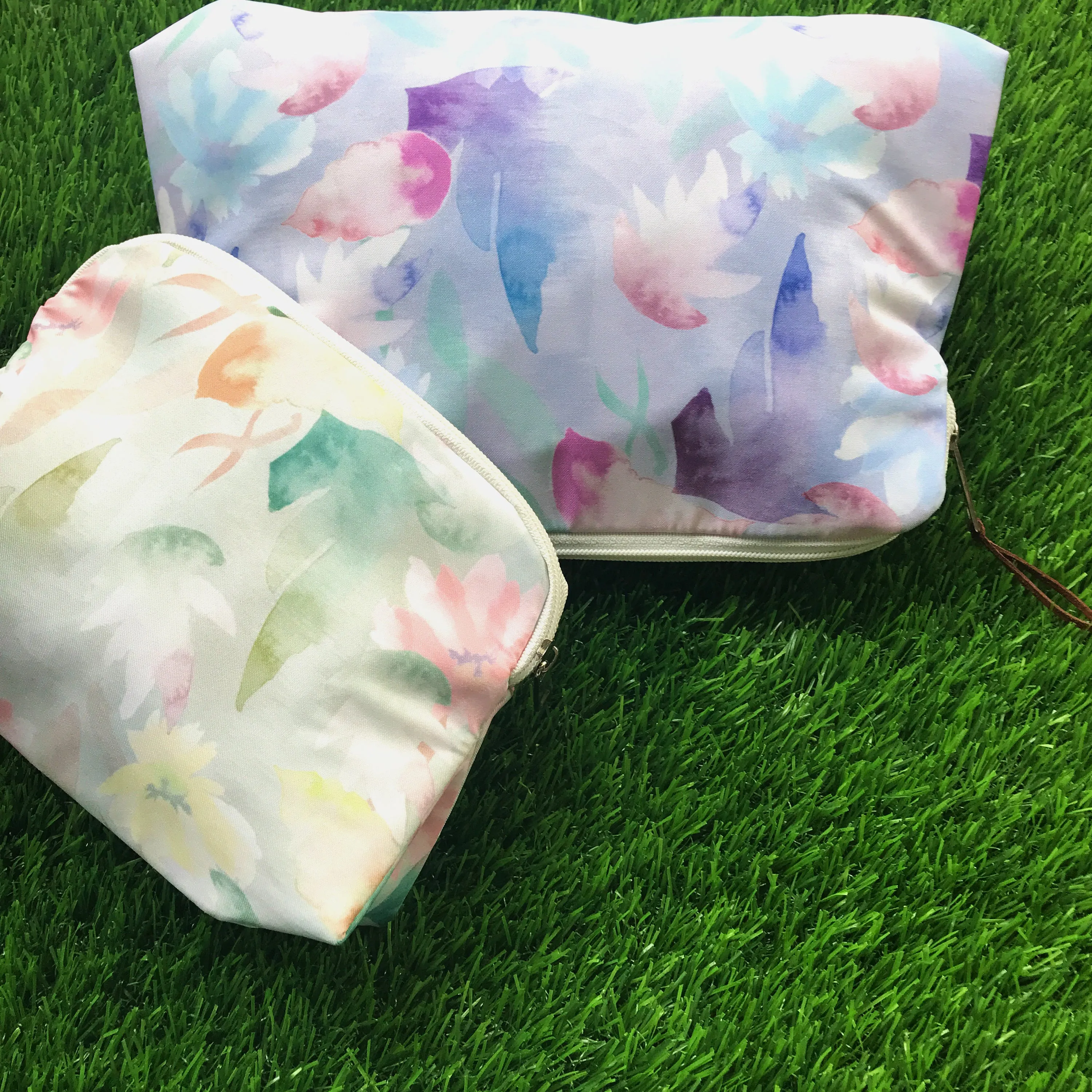 Subtle Foliage Travel kit-Set of 2